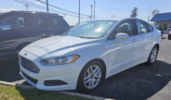 
										2015 FORD FUSION SE 4 DOOR SEDAN full									