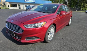 
										2015 FORD FUSION SE 4 DOOR SEDAN full									