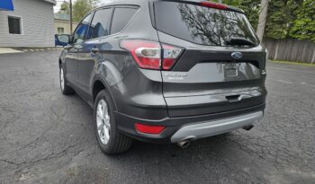 
										2017 FORD ESCAPE SE 4 DOOR WAGON full									