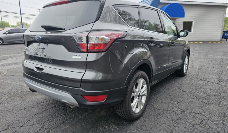 
								2017 FORD ESCAPE SE 4 DOOR WAGON full									