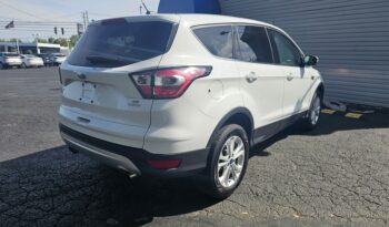 
										2017 FORD ESCAPE SE 4 DOOR WAGON full									