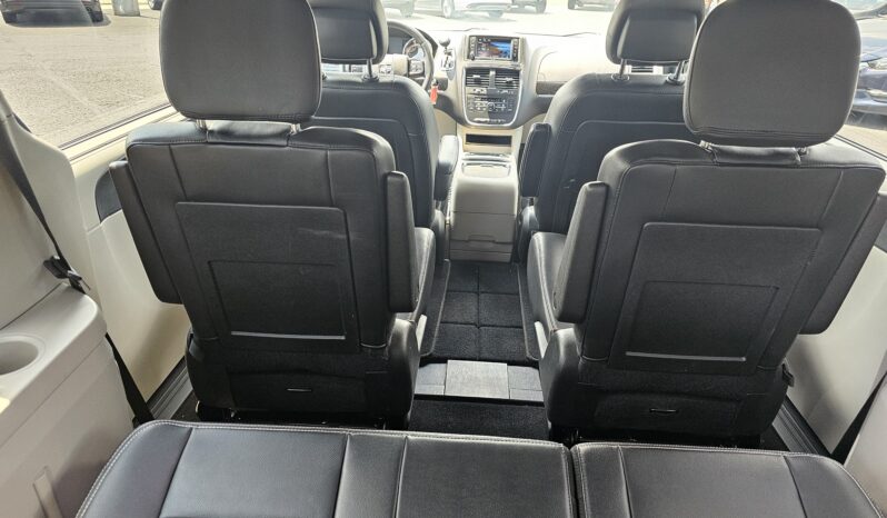 
								2016 DODGE GRAND CARAVAN SXT 4 DOOR VAN; EXTENDED full									