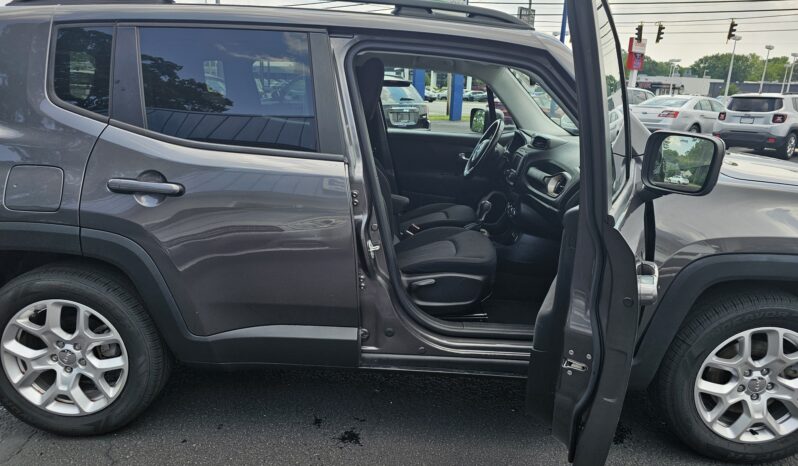 
								2016 JEEP RENEGADE LATITUDE 4 DOOR WAGON full									