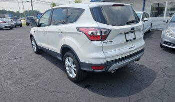 
										2017 FORD ESCAPE SE SUV full									