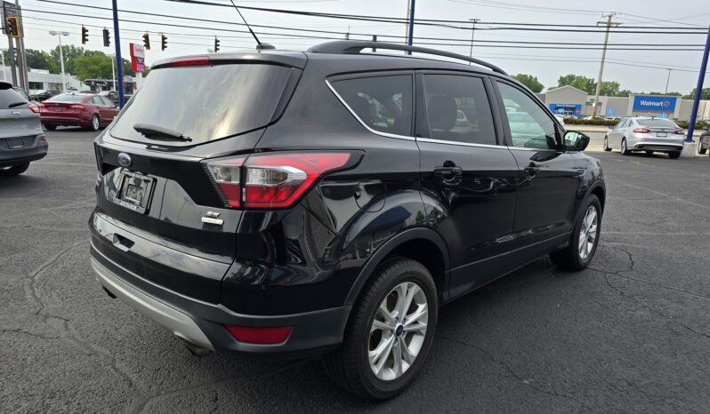 
								2018 FORD ESCAPE SE 4 DOOR WAGON full									