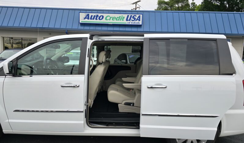 
								2014 CHRYSLER TOWN & COUNTRY TOURI 4 DOOR VAN; EXTENDED full									