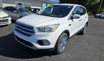 
										2017 FORD ESCAPE SE 4 DOOR WAGON full									