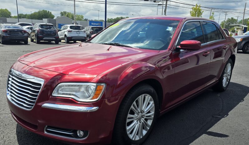 
								2014 CHRYSLER 300 BASE 4 DOOR SEDAN full									